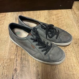 Men’s Ecco Soft 7 sneakers- size 11